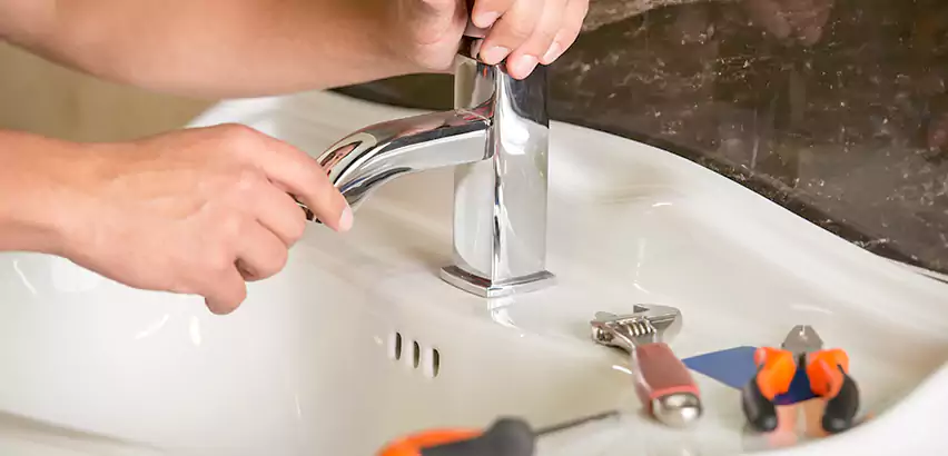 Bathtub Faucet Replacement in Griffin